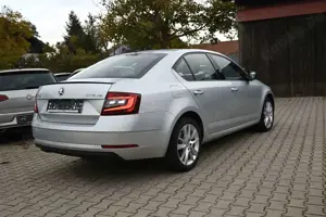Skoda Octavia 2.0 TDI DSG 4x4 Style/Virtual/Matrix-LED Bild 4