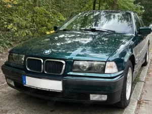 BMW 320 320i Exclusiv Edition