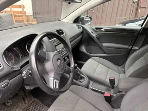 Volkswagen Golf Golf 1.4 TSI Comfortline Bild 2