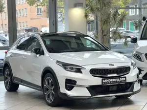 Kia XCeed XCeed 1.6 T-GDI Platinum Edition/DAB/PANO/BT