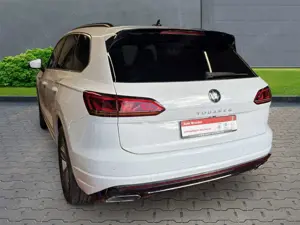 Volkswagen Touareg R-Line 4Motion 3.0 V6 TDI EU6d R-Line+Leder Bild 2