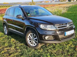 Volkswagen Tiguan Tiguan 2.0TDI SCR 4Motion Modell "Lounge" Sport