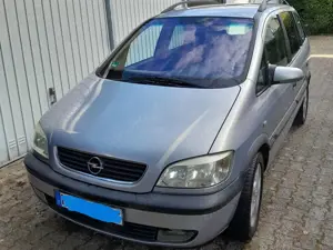 Opel Zafira Zafira 2.2 Selection Executive