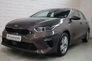 Kia Ceed / cee'd Navi Kamera SHZ PDC