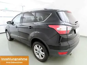 Ford Kuga 1.5 EcoB Trend el.Klappe+WinterPaket Bild 3