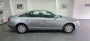 Audi A6 2.4 Limo Automatik AHK TÜV 08/2026