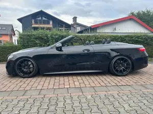 Mercedes-Benz E 220 *Cabrio*AMG*20 Zoll*KW Gewinde*Black Line*