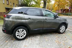 Peugeot 3008 Active aus 1. Hand Bild 4