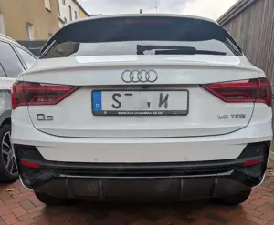 Audi Q3 35 TFSI S tronic line Sportback Bild 2