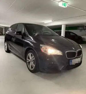 BMW 220 220i Active Tourer