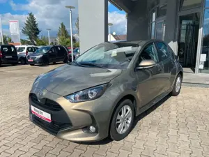 Toyota Yaris 1.5l VVT-i Comfort*Kamera,Klima,Schalter