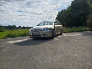 Toyota Avensis 2.0 VVT-i Combi Automatik Executive