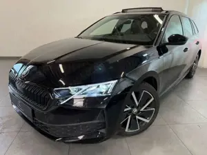 Skoda Octavia Combi 2.0 TDI DSG Sportline PANO AHK 18"