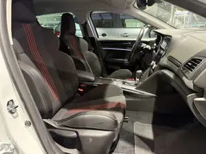 Renault Megane Grandtour R.S. LINE E-TECH Plug-in 160 PS Bild 5