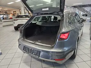 SEAT Leon Style Sitzheizung,PDC,GRA Bild 3