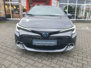 Toyota Corolla 1.8 Hybrid Touring Sports Team Deutschland+Technik Bild 2