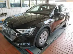 Audi e-tron 50 quattro Navi SHZ AHK Luft LED WP