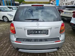 Suzuki SX4 SX4 1.6 VVT 4x2 Comfort Bild 5