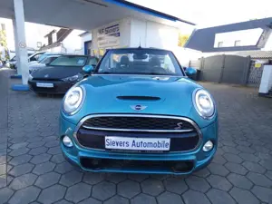 MINI Cooper SD Cabrio Paket: Chili LED Navi Bild 3