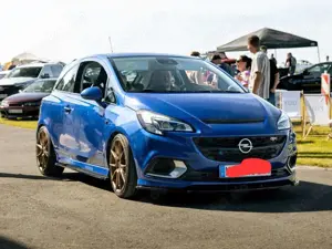 Opel Corsa Corsa 1.6 Turbo OPC Bild 2