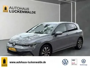 Volkswagen Golf VIII 1.5 eTSI Active DSG *ACC*NAV*R-CAM*