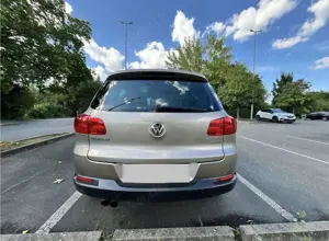 Volkswagen Tiguan 2.0 TDI DPF BlueMotion Technology Sport  Style Bild 5