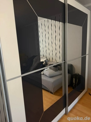 kleider schrank mit spiegel