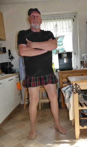 Welcher Herr brauch hilfe Bild 8