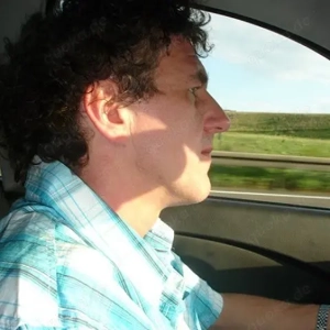 Welche (Ehe) Frau möchte sich ein Tg verdienen  ?