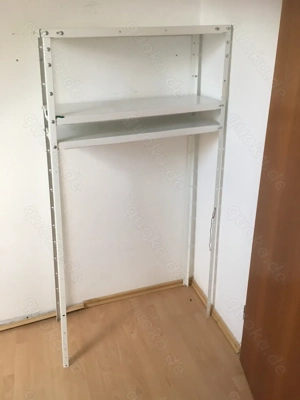 Metallregal zu verschenken, ca. 100cm breit x 160cm hoch x 35cm tief, 3 Einlegeböden