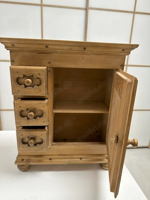 Rustikales Schnapsschrankerl Massivholz