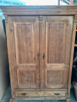 Bauernschrank Schrank Landhausstil Holz alt