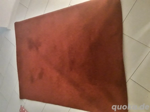 Neuwertiger Teppich