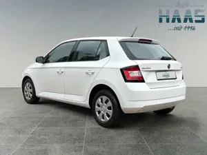 Skoda Fabia Active 1.0 Ltr. 5-Gang Sitzhzg*Klima*Radio Bild 3