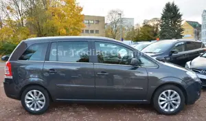 Opel Zafira Bild 4