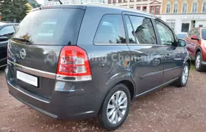 Opel Zafira Bild 5
