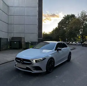 Mercedes-Benz A 200 7G-DCT AMG Line