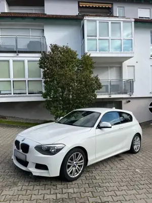 BMW 116 116 i M Performance | F21 | Scheckheft | TÜV 27