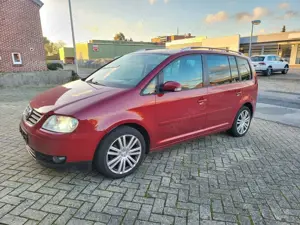 Volkswagen Golf Volkswagen Touran 1.4l 7 Sitzer. Bild 1