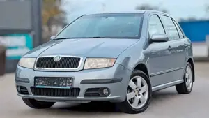 Skoda Fabia Elegance 75 Klima Sitzheizung 8Räder ESP