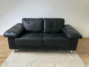 Schwarzes Ledersofa, 2-Sitzer