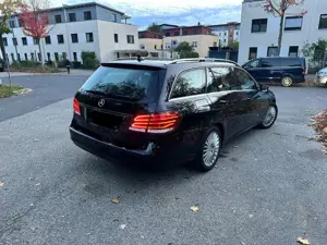 Mercedes-Benz E 220 7G/Leder/COMAND/Spurhalte/Totwinkel/LED-Kurven Bild 4