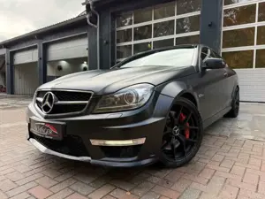 Mercedes-Benz C 63 AMG Edition 1 Coupe Magno Designo Panorama