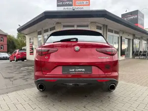 Alfa Romeo Stelvio Super Q4 NAVI KLIMA KAMERA XENON Bild 4