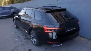 Skoda Superb 1.4 TSI iV DSG SPORTLINE Virtual/Navi/AHK Bild 4