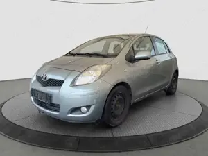 Toyota Yaris 1.3 Life Automatic PDC*TÜV2027