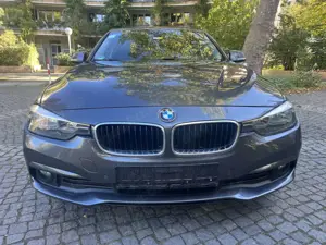BMW 320 320 d Sport Line Bild 2