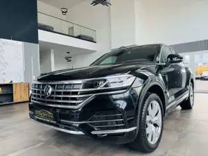 Volkswagen Touareg Elegance 3.0 TDI  4Motion STHZ