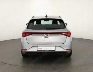 SEAT Leon ST 2.0 TDI DSG Style LED Navi Sitzheizung Bild 4