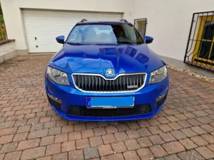 Skoda Octavia Octavia Combi 2.0 TDI (Green tec) RS